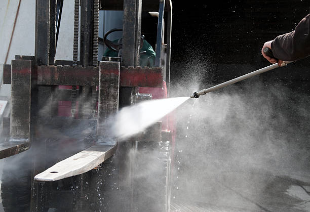 Best Deck and Patio Pressure Washing in Highlands, TX
